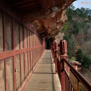 loftbrick.com-the_maijishan_grottoes-7